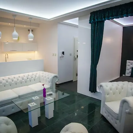 Royal Apartment In City Centre Suwałki Esterno foto